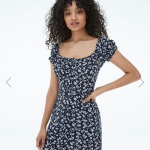 NWT Aeropostale Scoop Neck Floral Button Dress